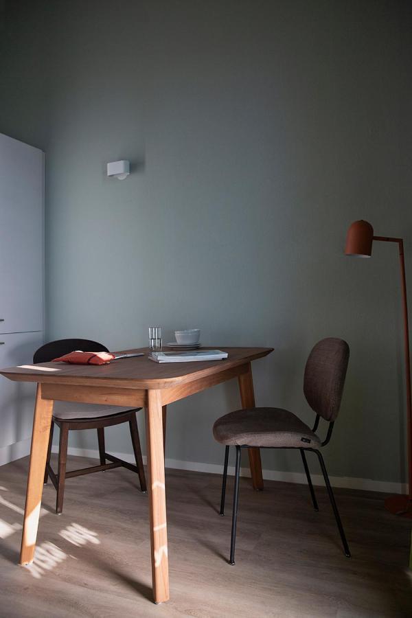 Short Aparthotel